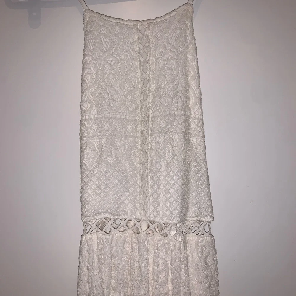 White Hollister Dress - Picture 3 of 3